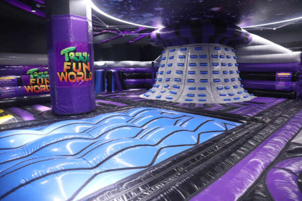 Inflatable Trampoline 30 min