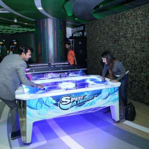 Speed Air Hockey
